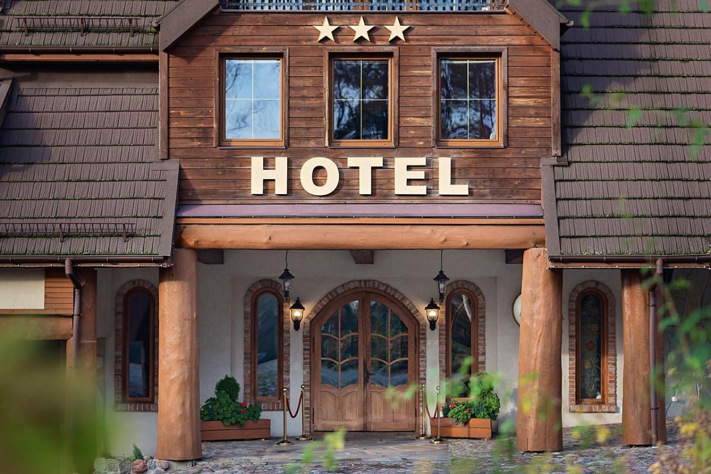 Hotel Szymbark Szymbark  Buitenkant foto