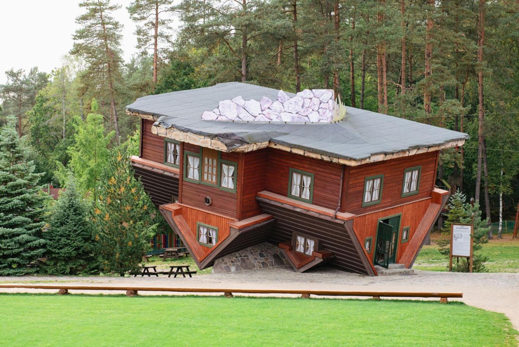 Hotel Szymbark Szymbark  Buitenkant foto